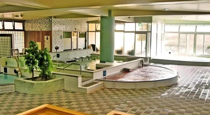 Spa Land Hotel Naito Fuefuki Exteriör bild